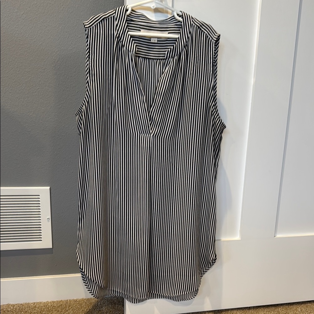 LOFT Sleeveless Shell Tunic Length